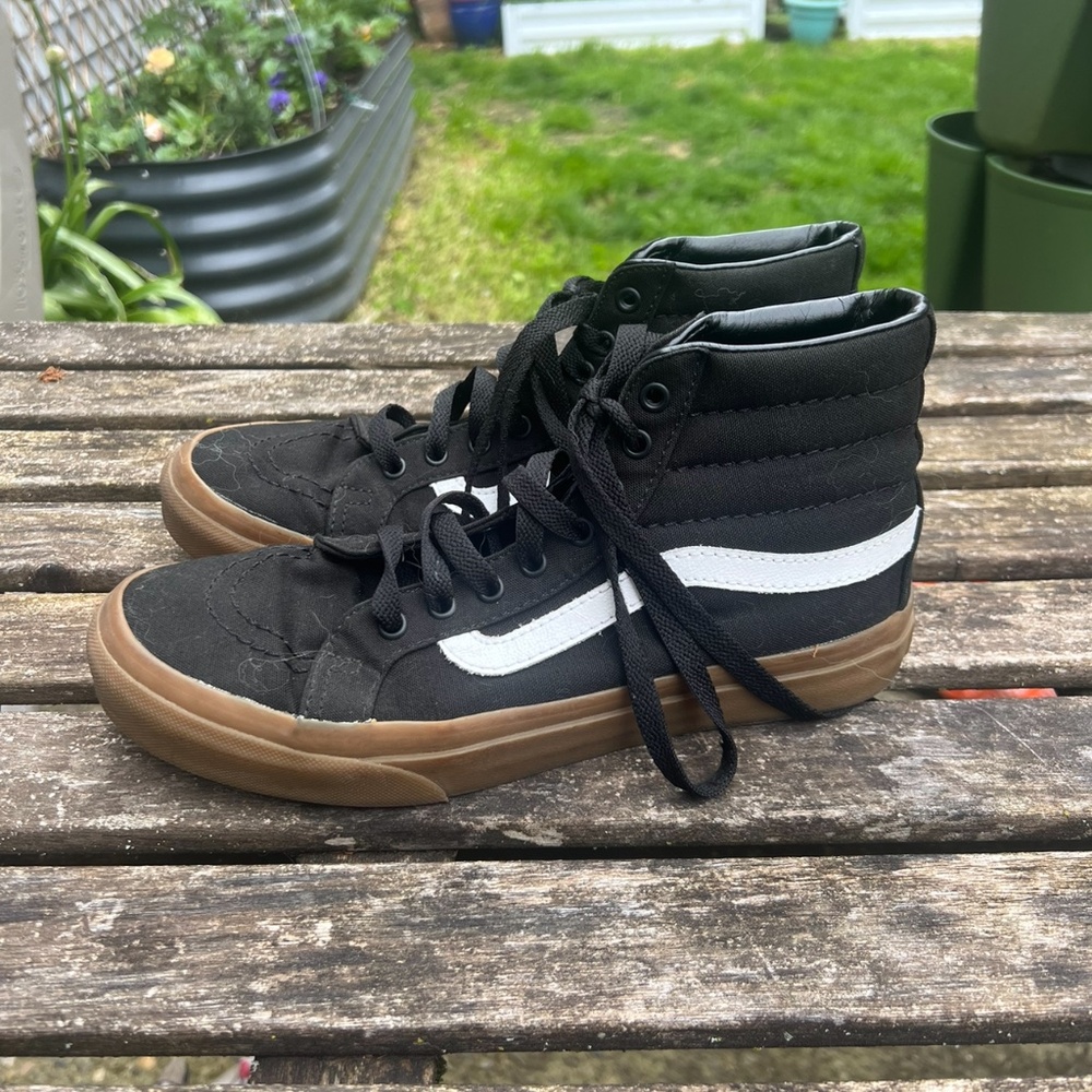 Vans Hi-top Black white brown gum Shoes women’s size 8